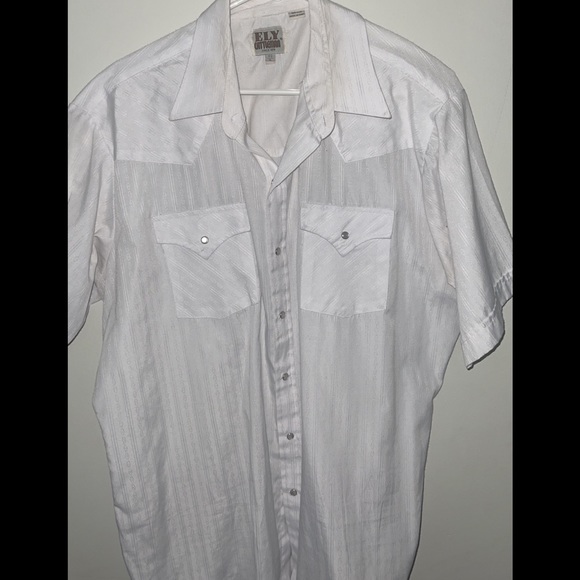 White short sleeve button down - Picture 1 of 1